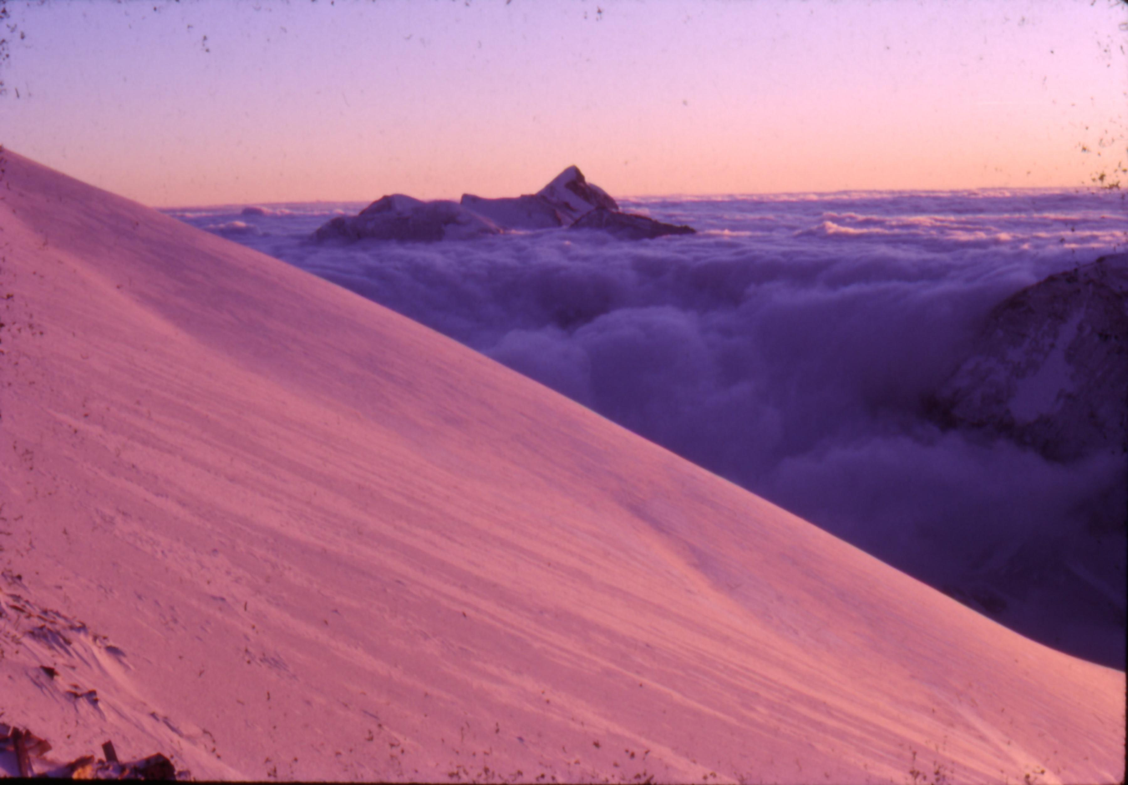 Scan012.JPG