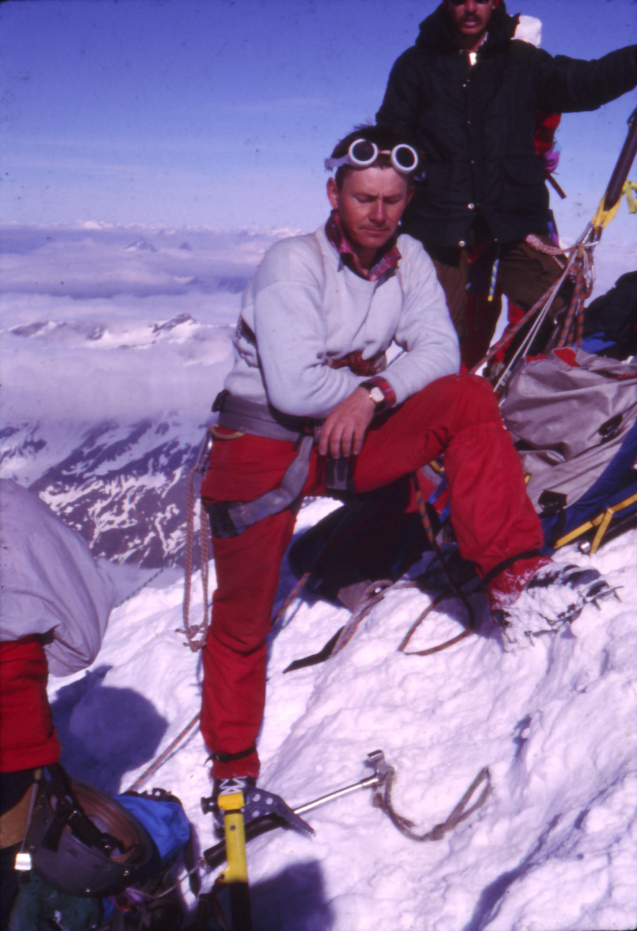 Scan027.JPG