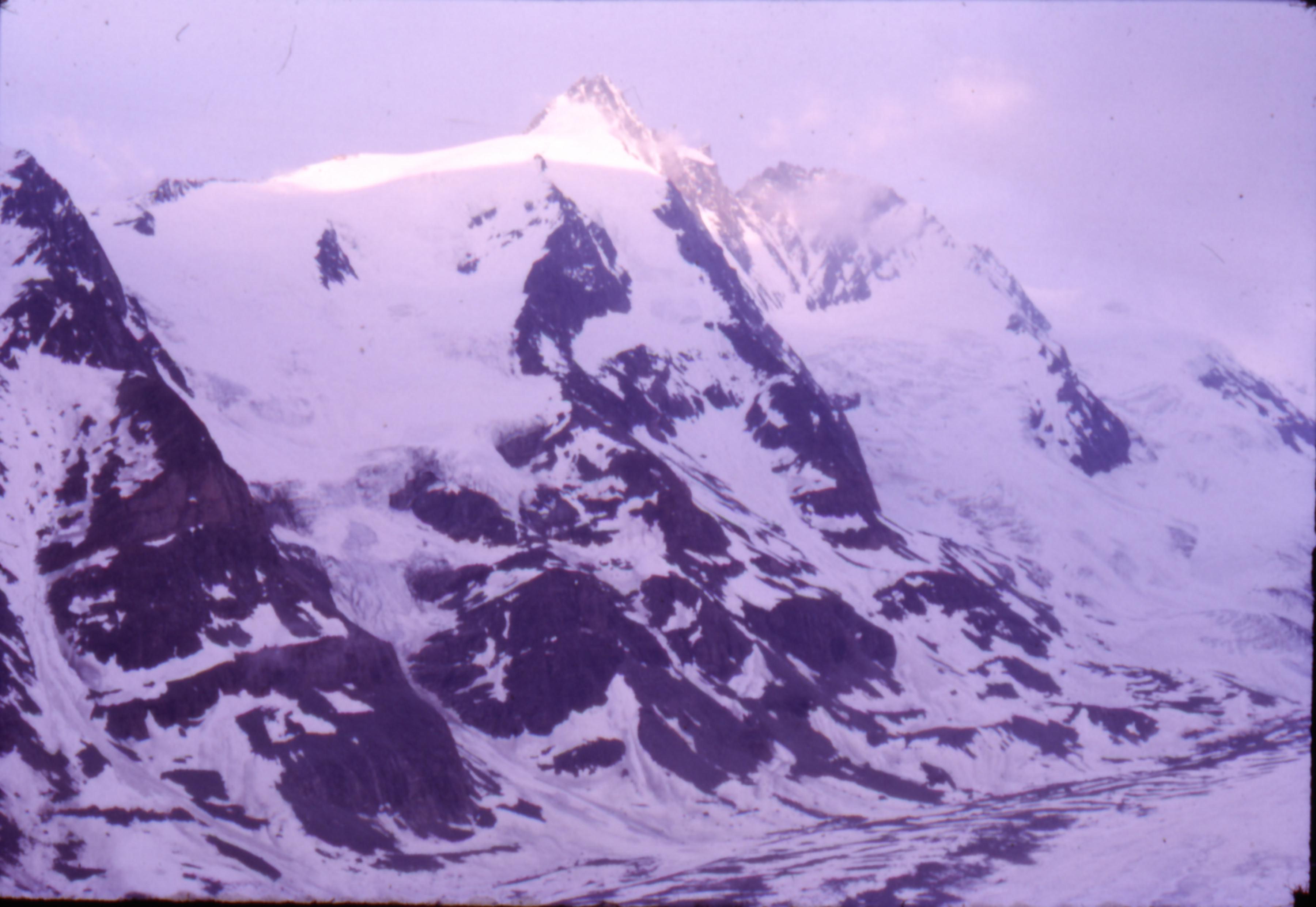 Scan032.JPG